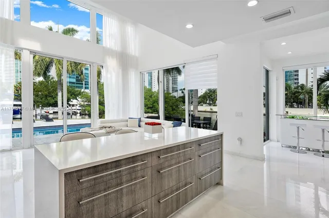 $26,000 | 201 Atlantic Isle, Sunny Isles Beach, FL 33160