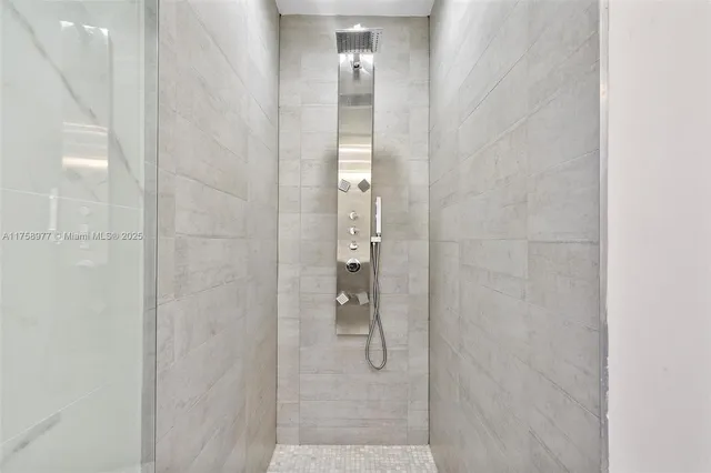 $26,000 | 201 Atlantic Isle, Sunny Isles Beach, FL 33160