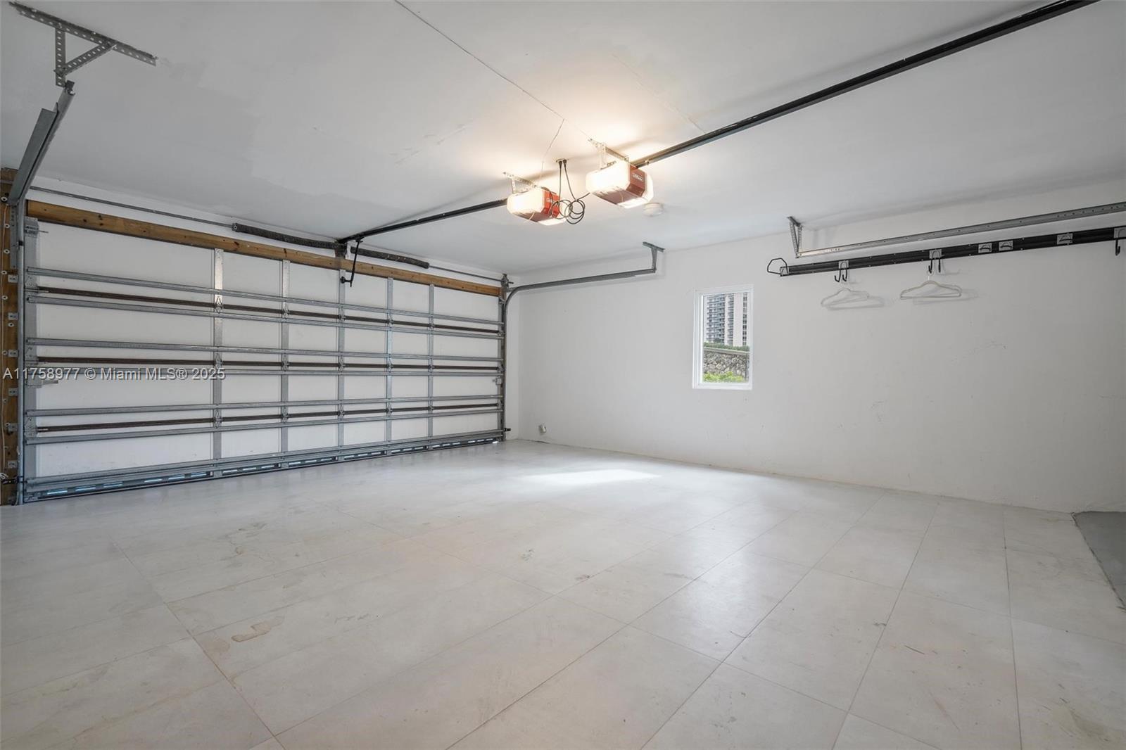 201 Atlantic Isle Sunny Isles Beach, FL 33160 - Photo 40 of 42