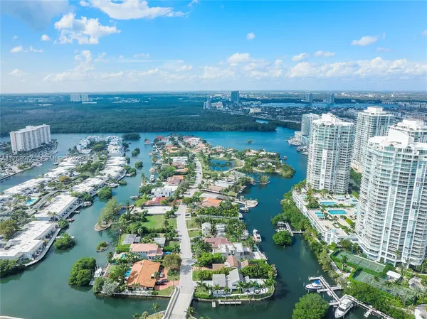 $26,000 | 201 Atlantic Isle, Sunny Isles Beach, FL 33160