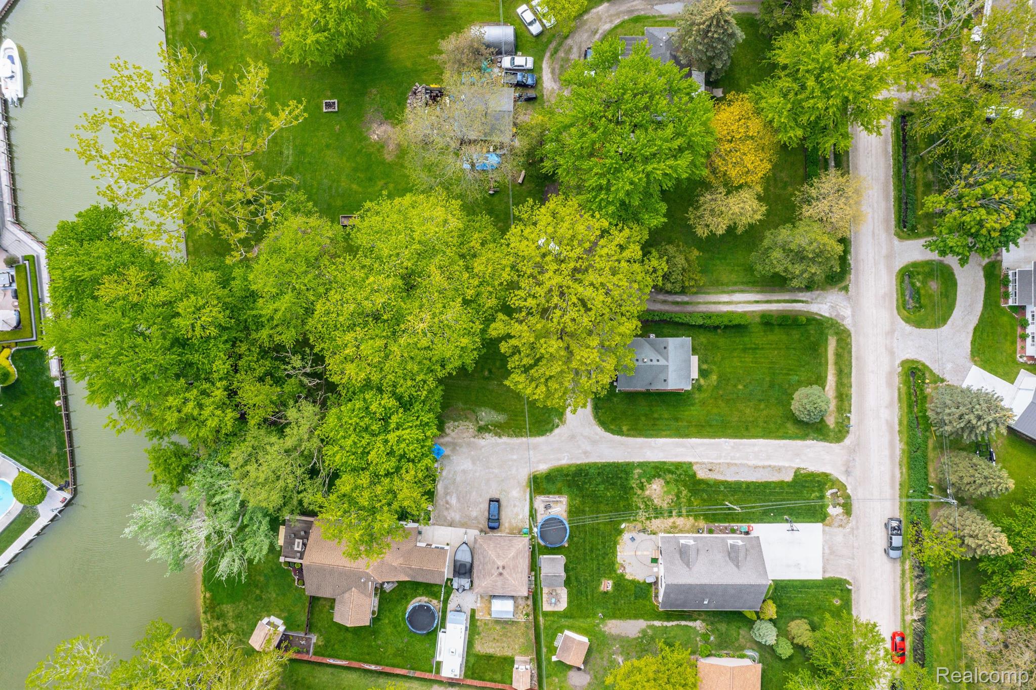 33811 Schneider Road New Baltimore, MI 48047 - Photo 26 of 33 Gallery Image 26