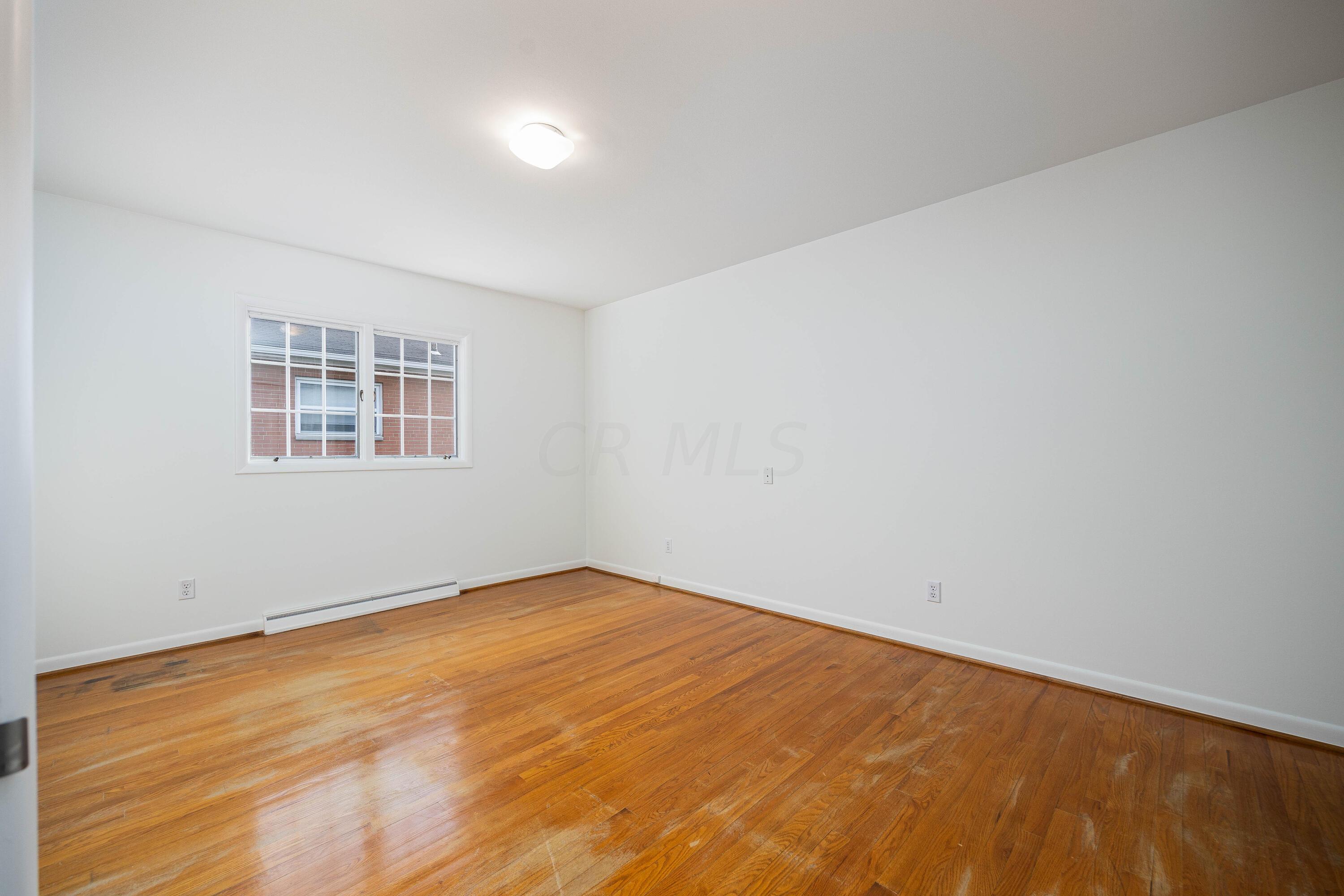 1515 Zollinger Road Columbus, OH 43221 - Photo 21 of 40 Bedroom