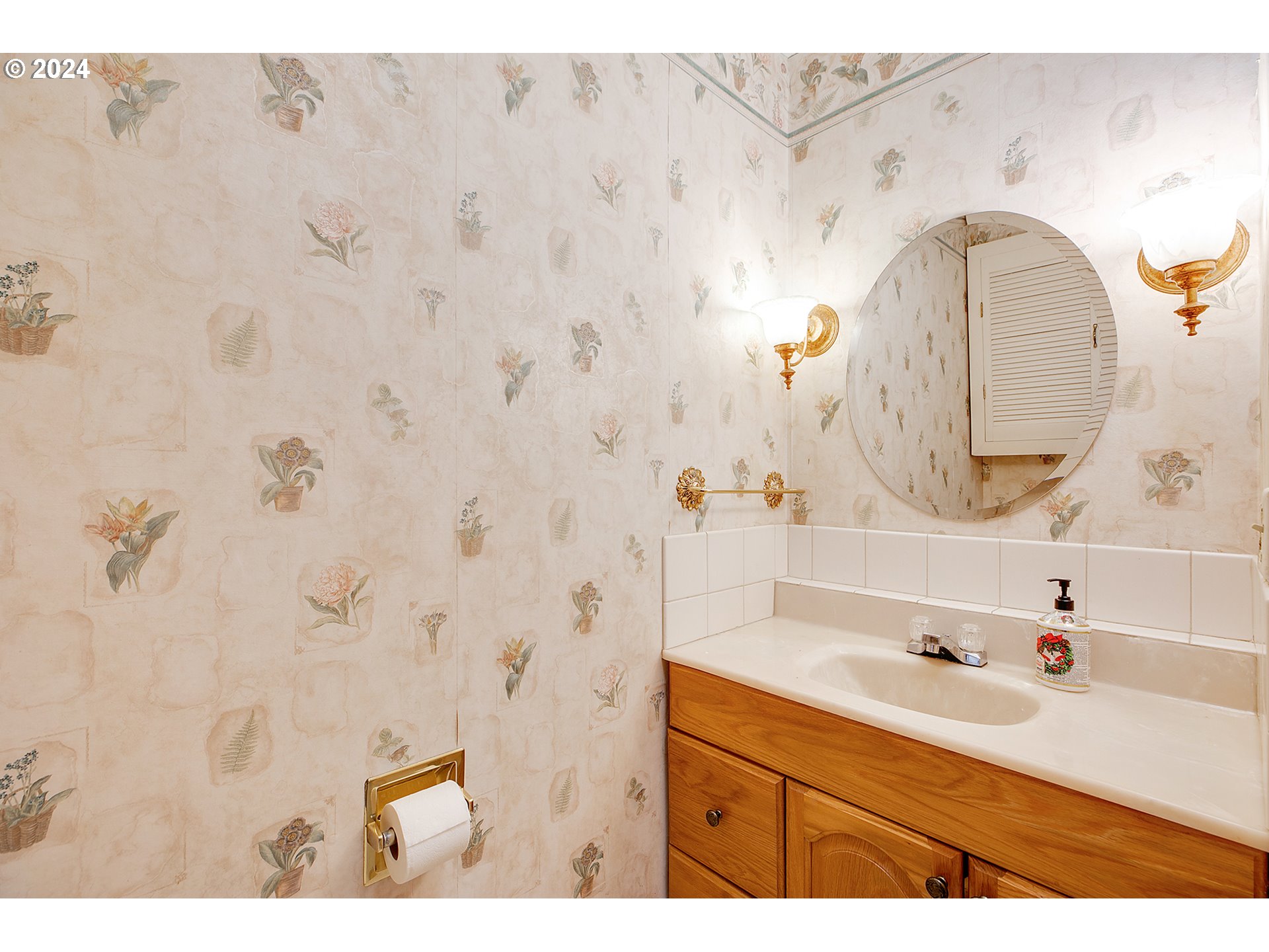 5160 Imai Road Hood River, OR 97031 - Photo 12 of 39 Gallery Image 12