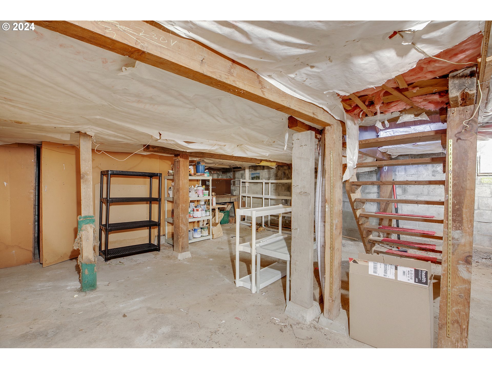 5160 Imai Road Hood River, OR 97031 - Photo 20 of 39 Basement