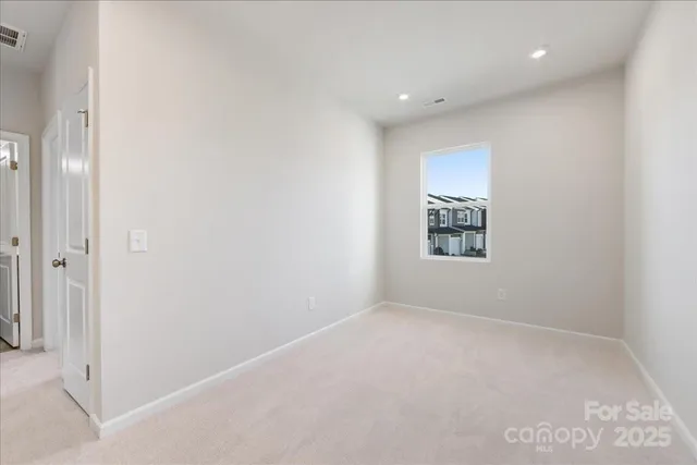 $299,990 | 6013 Longar Lane, Charlotte, NC 28269