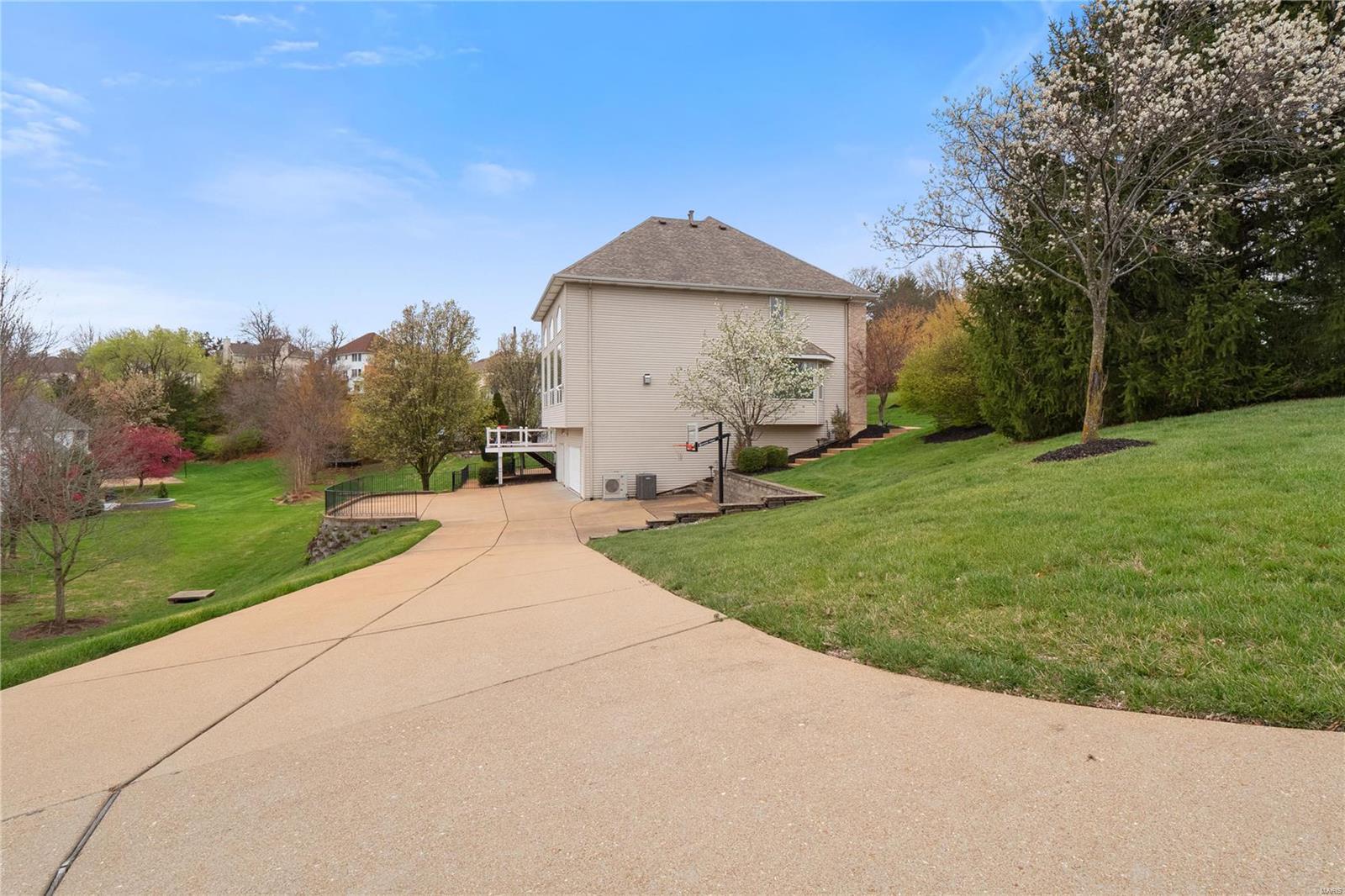 1500 Dietrich Ridge Drive Ballwin, MO 63021 - Photo 71 of 77