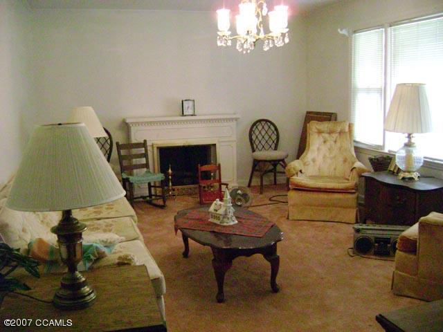 174 Star Church Road Marshallberg, NC 28553 - Photo 4 of 7 living room