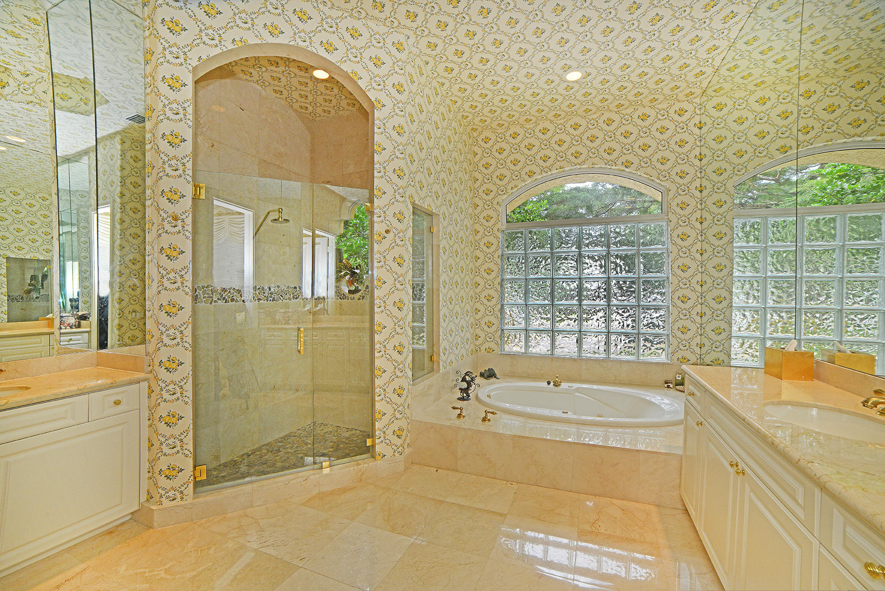 7003 Mandarin Drive Boca Raton, FL 33433 - Photo 23 of 40 AK2_0584A