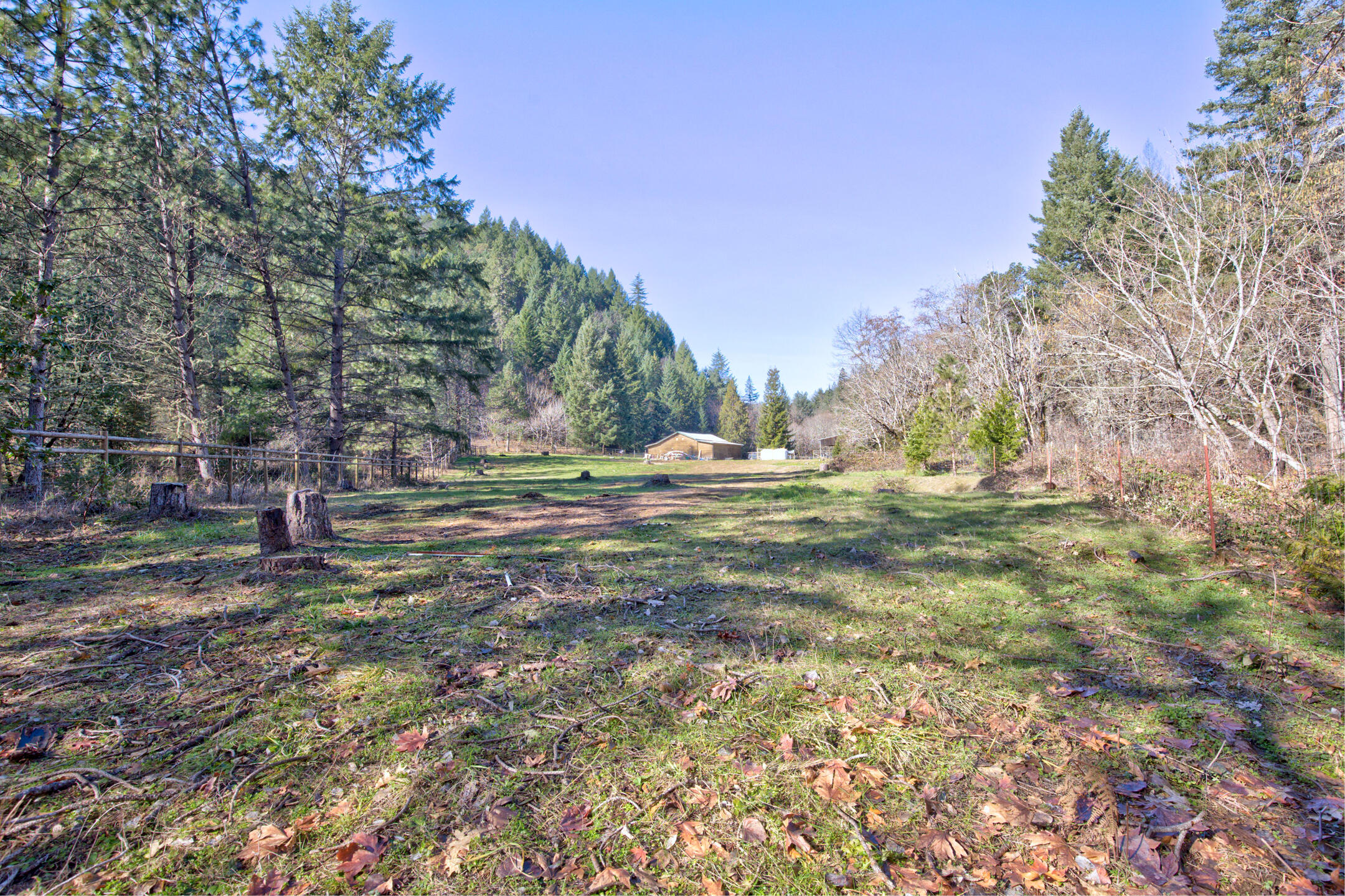 3704 Quartz Creek Road Merlin, OR 97532 - Photo 22 of 51 0R1A5829_30_31_32_33