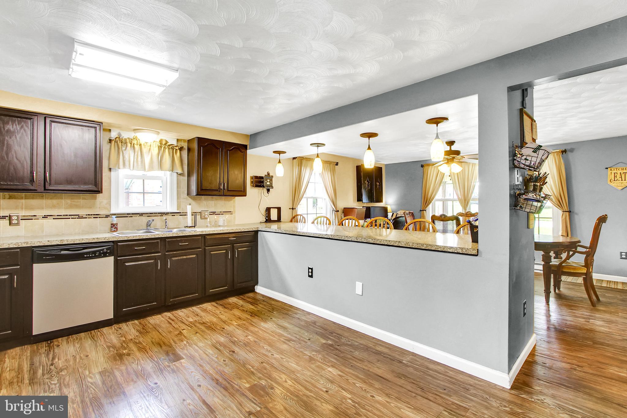 2293 Sycamore Road York, PA 17408 - Photo 6 of 24