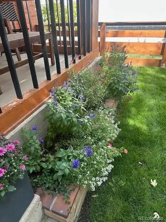 $4,400 | 427 South Grant Street, Denver, CO 80209