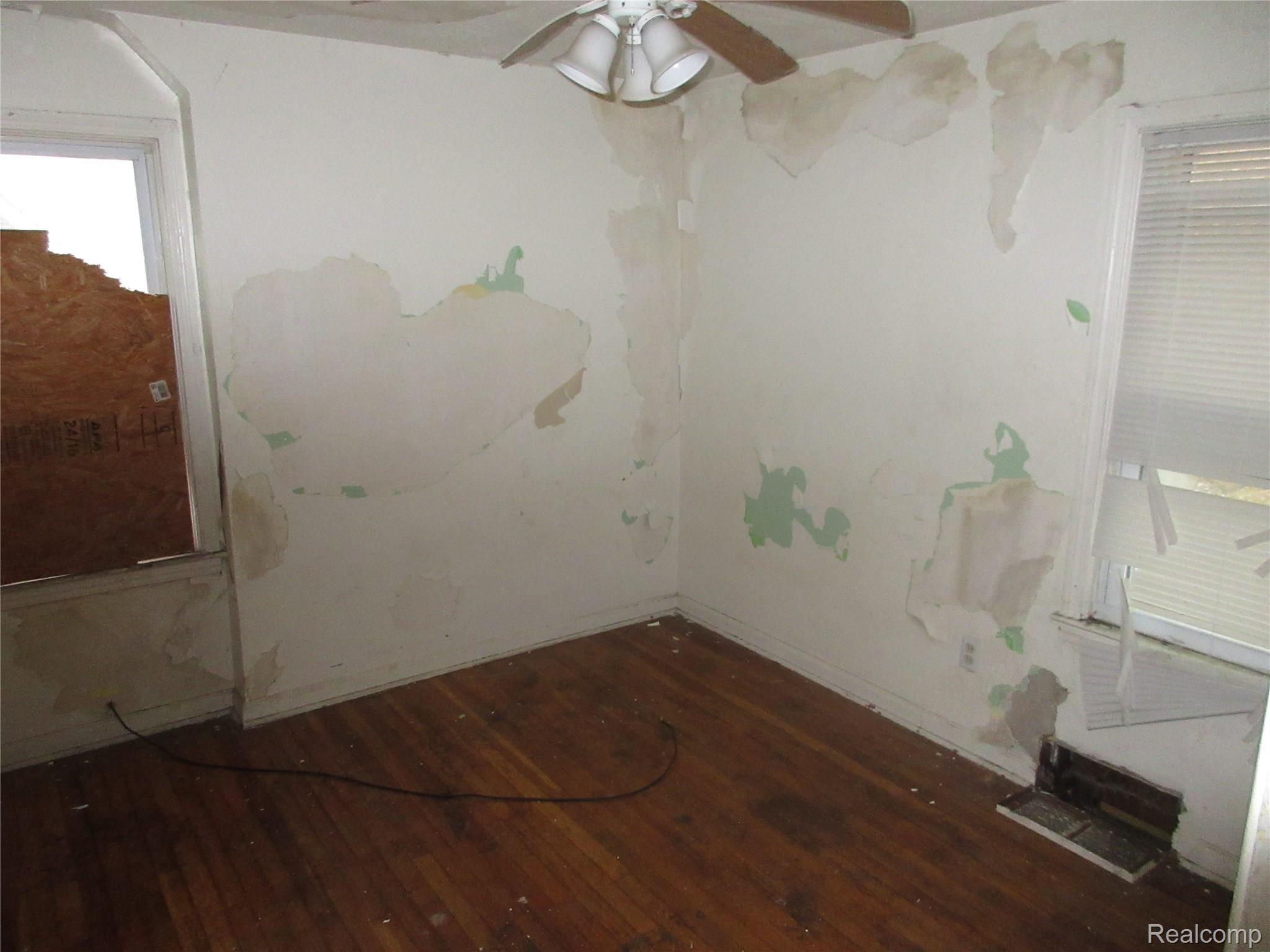 18579-18581 Evergreen Road Detroit, MI 48219 - Photo 22 of 26 IMG_0590.JPG