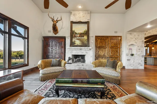 $1,999,000 | 164 Camino Del Reserve Lane, Comfort, TX 78013