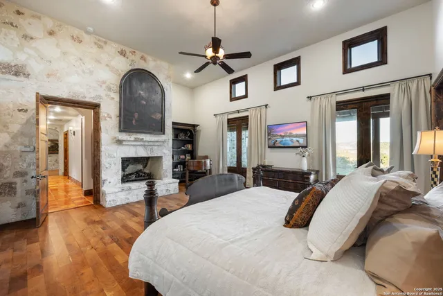 $1,999,000 | 164 Camino Del Reserve Lane, Comfort, TX 78013