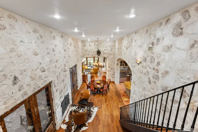 $1,999,000 | 164 Camino Del Reserve Lane, Comfort, TX 78013