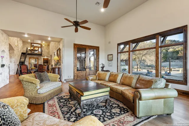 $1,999,000 | 164 Camino Del Reserve Lane, Comfort, TX 78013