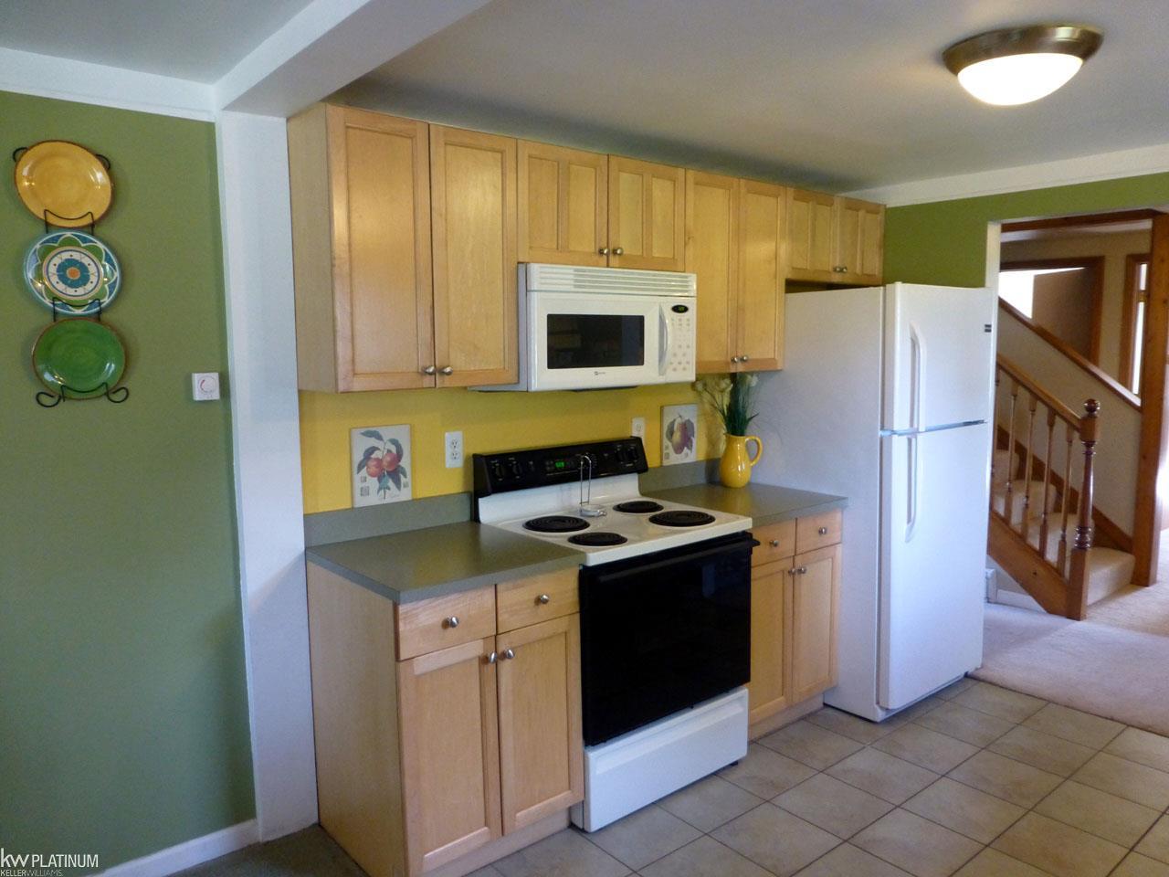 8701 Marquette Road Goodells, MI 48027 - Photo 7 of 41 31294034-6.JPG