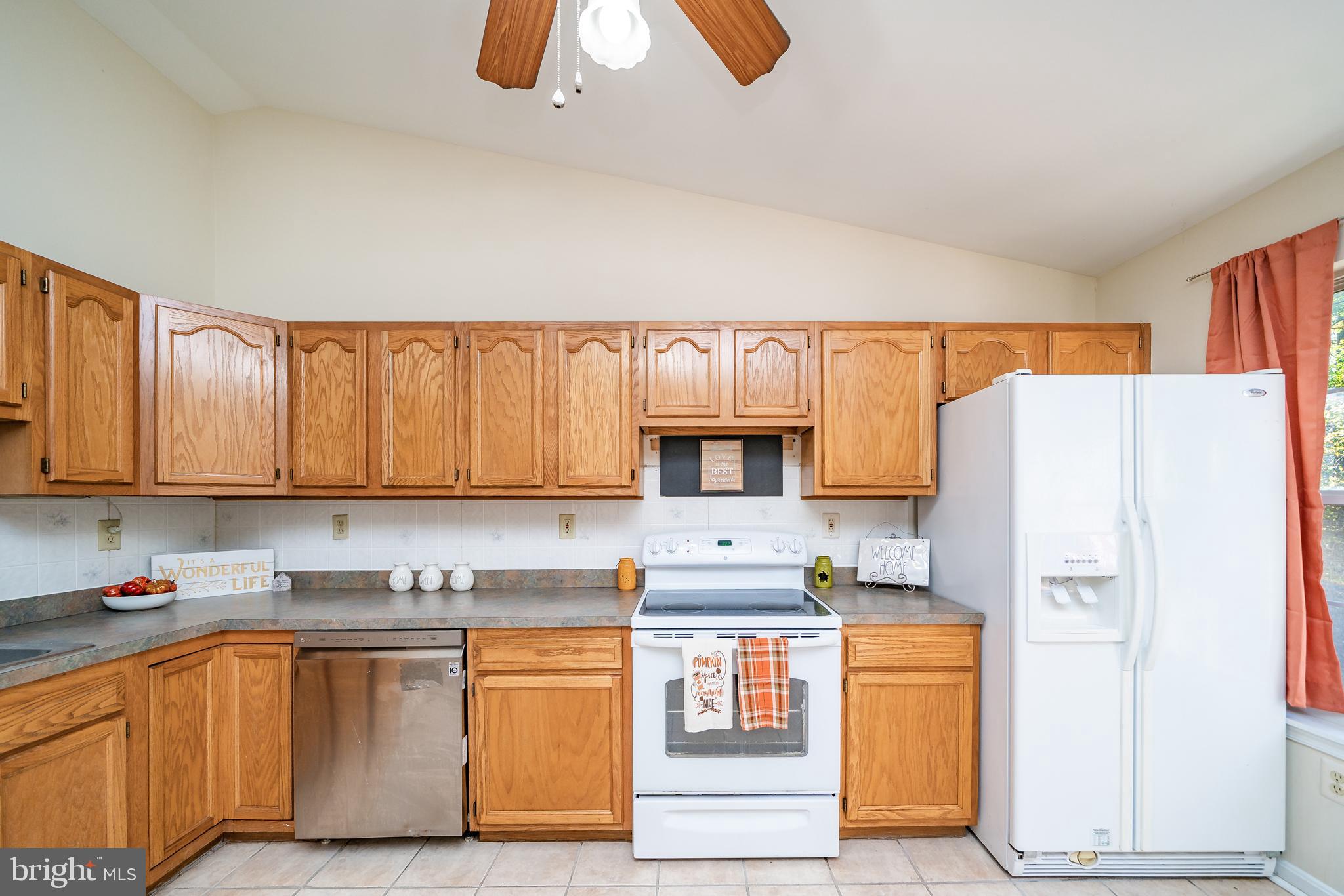 11109 Rawhide Road Lusby, MD 20657 - Photo 6 of 41
