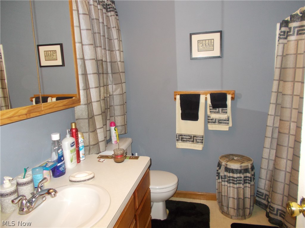 5918 Turney Road Garfield Heights, OH 44125 - Photo 10 of 23