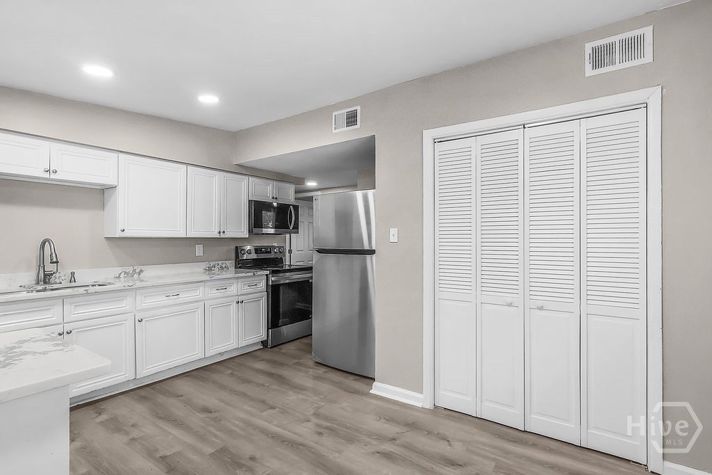 325 Woodley Road Savannah, GA 31419 - Photo 18 of 47 Gallery Image 18