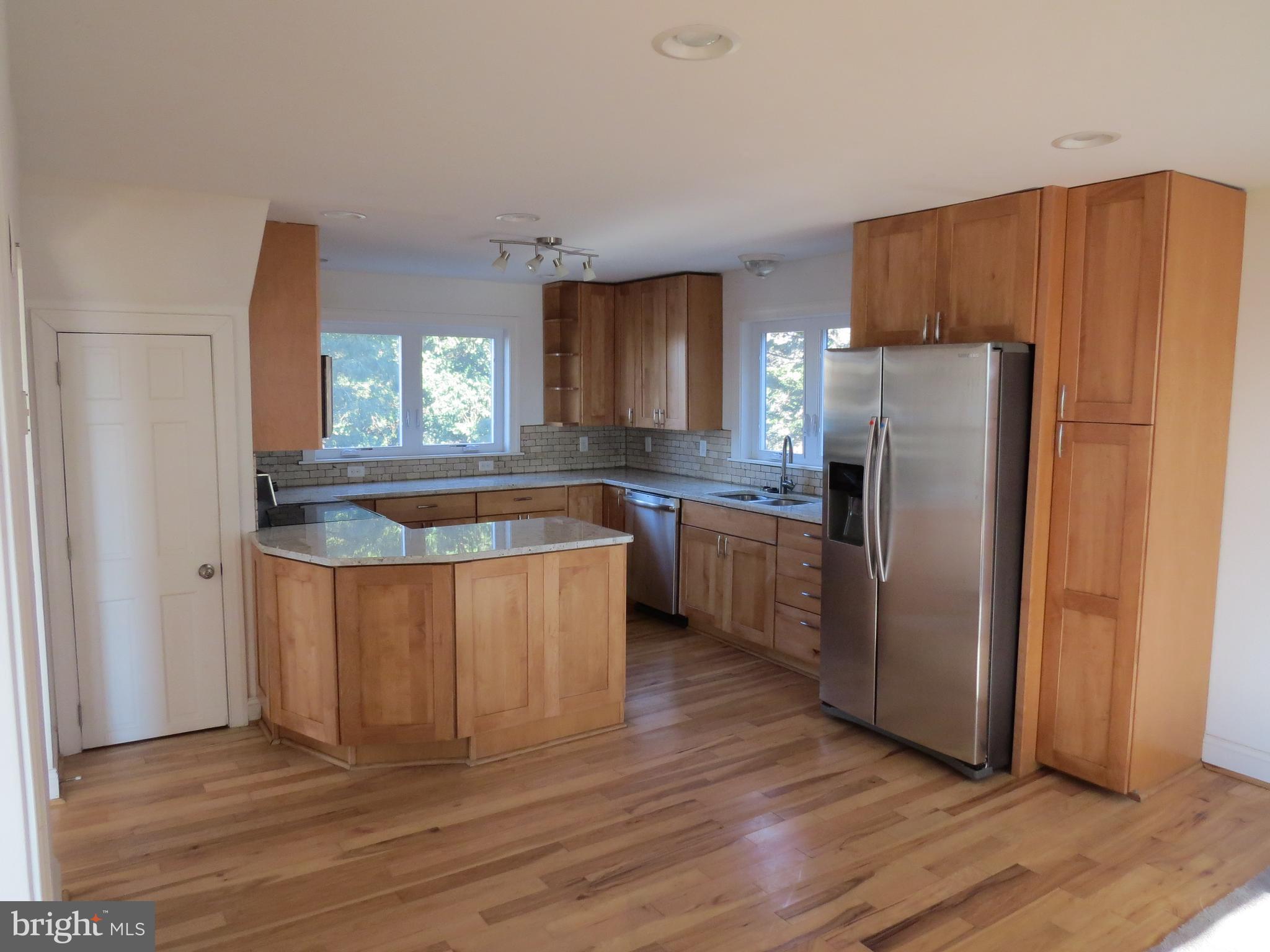 695 East Christine Road Nottingham, PA 19362 - Photo 3 of 35