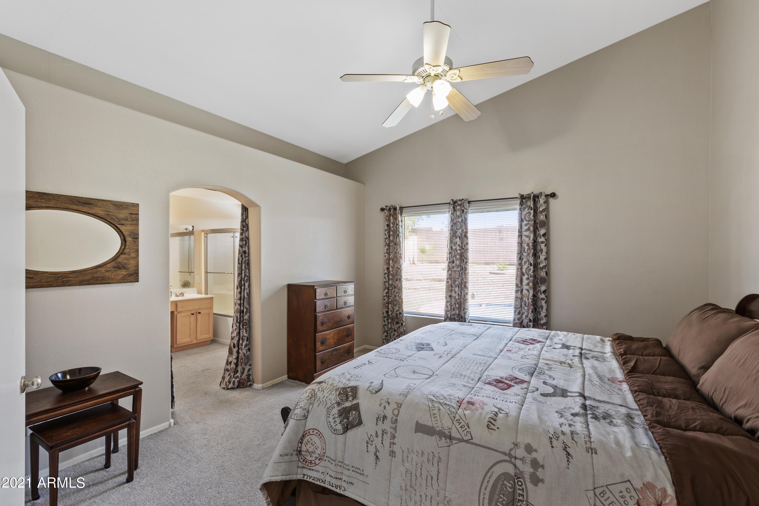 809 South Del Rancho Mesa, AZ 85208 - Photo 11 of 24 12-R6_2305