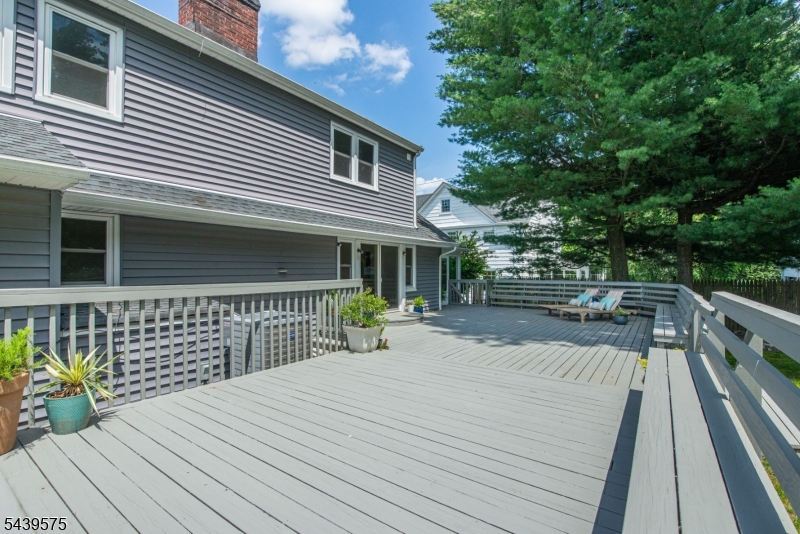 132 Haddon Place Montclair, NJ 07043 - Photo 45 of 48