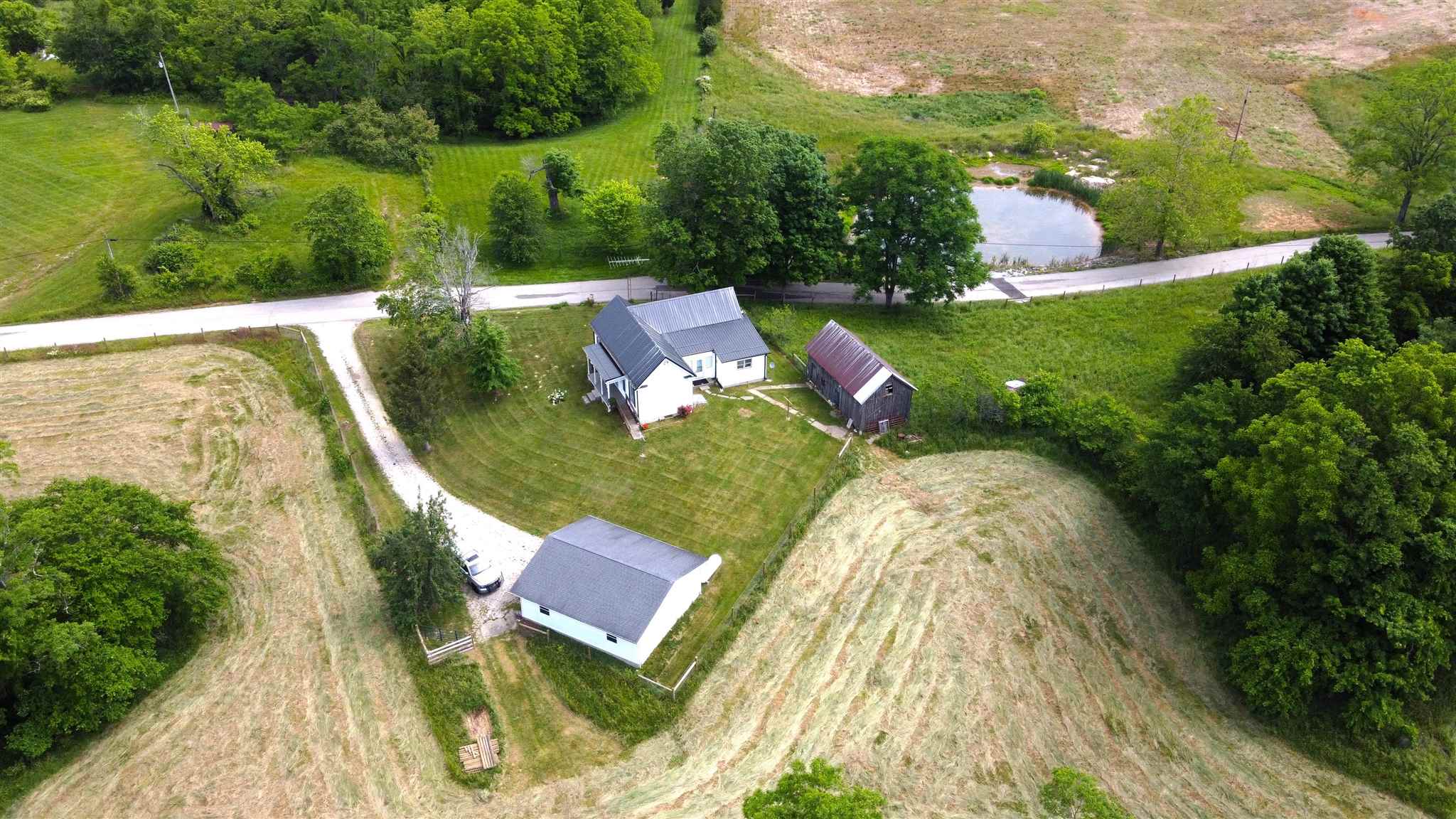 2496 Judah Logan Road Bedford, IN 47421 - Photo 9 of 14 Gallery Image 9