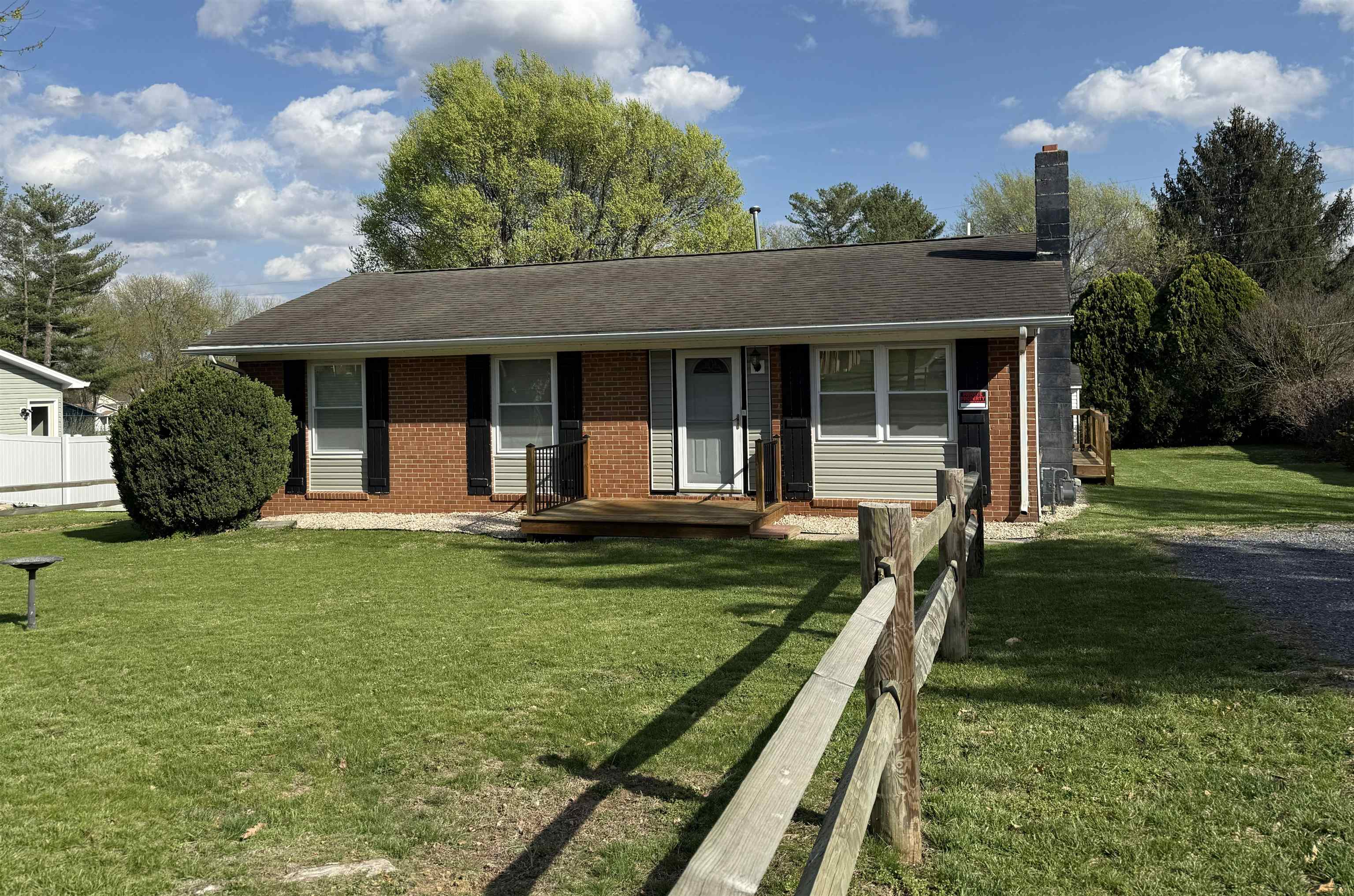 858 Augusta Farms Road Waynesboro, VA 22980 - Photo 4 of 26 Gallery Image 4