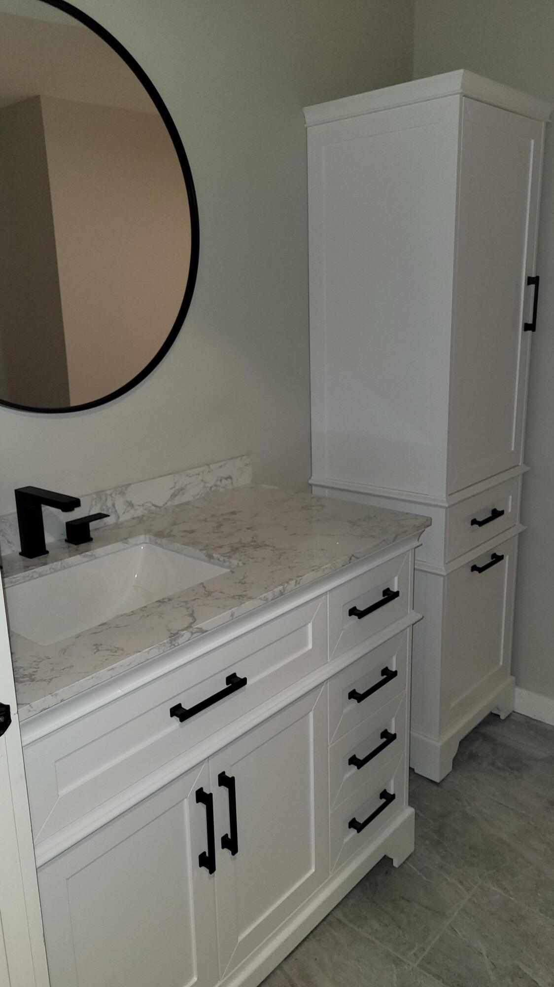 20 Seth Parker Road Centerville, MA 02632 - Photo 14 of 24 a close view of closet