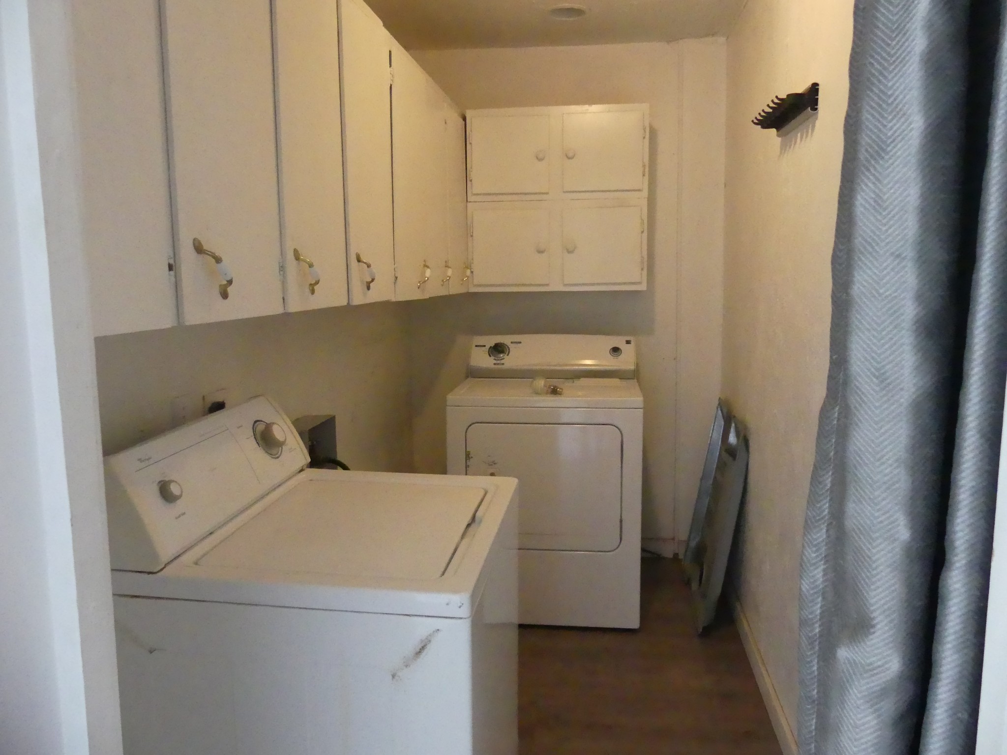 231 Mountain Road Elora, TN 37328 - Photo 25 of 32 a utility room with dryer and washer