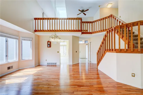 $279,900 | 6 Wood Cutters Circle, Greece, NY 14612