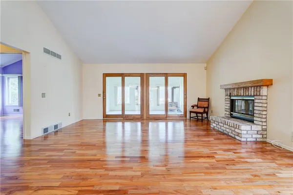 $279,900 | 6 Wood Cutters Circle, Greece, NY 14612