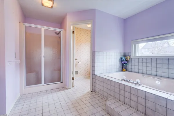 $279,900 | 6 Wood Cutters Circle, Greece, NY 14612