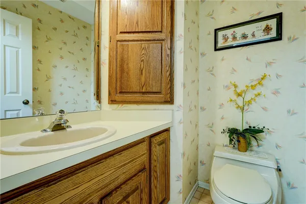 $279,900 | 6 Wood Cutters Circle, Greece, NY 14612