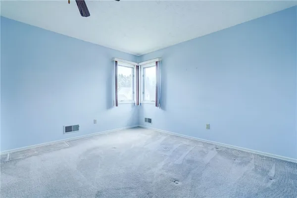 $279,900 | 6 Wood Cutters Circle, Greece, NY 14612