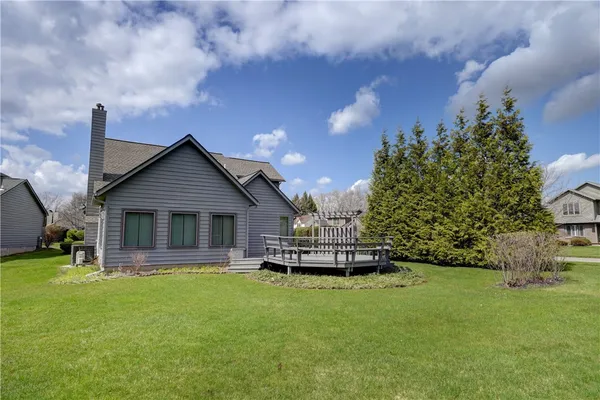 $279,900 | 6 Wood Cutters Circle, Greece, NY 14612