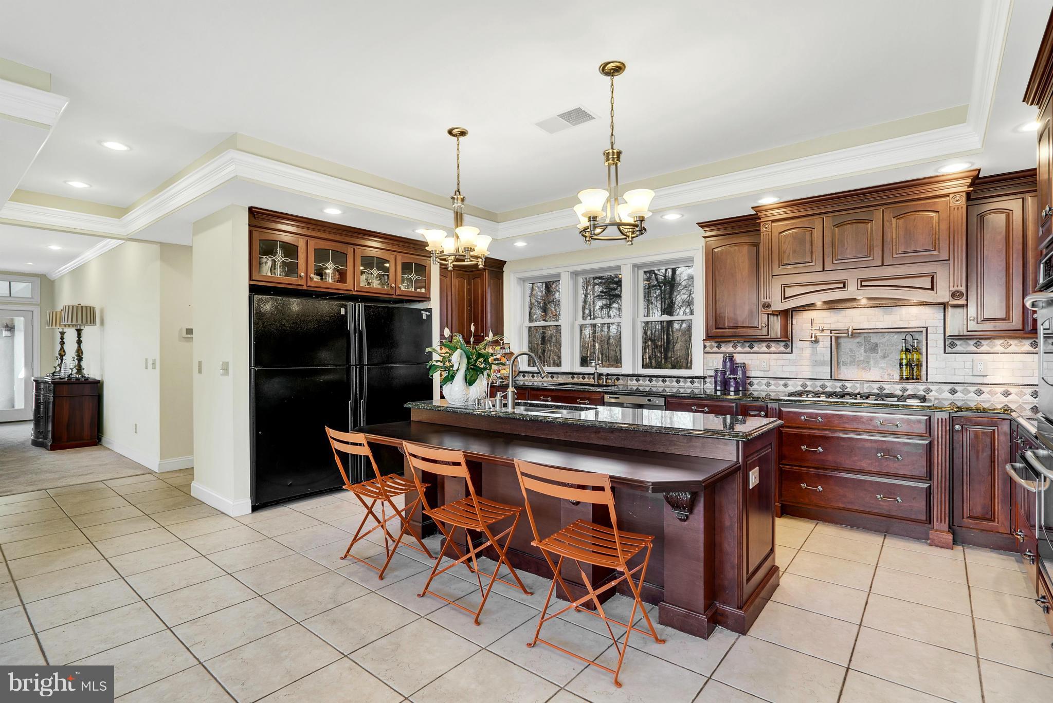 9637 Ada Road Marshall, VA 20115 - Photo 16 of 52 Kitchen