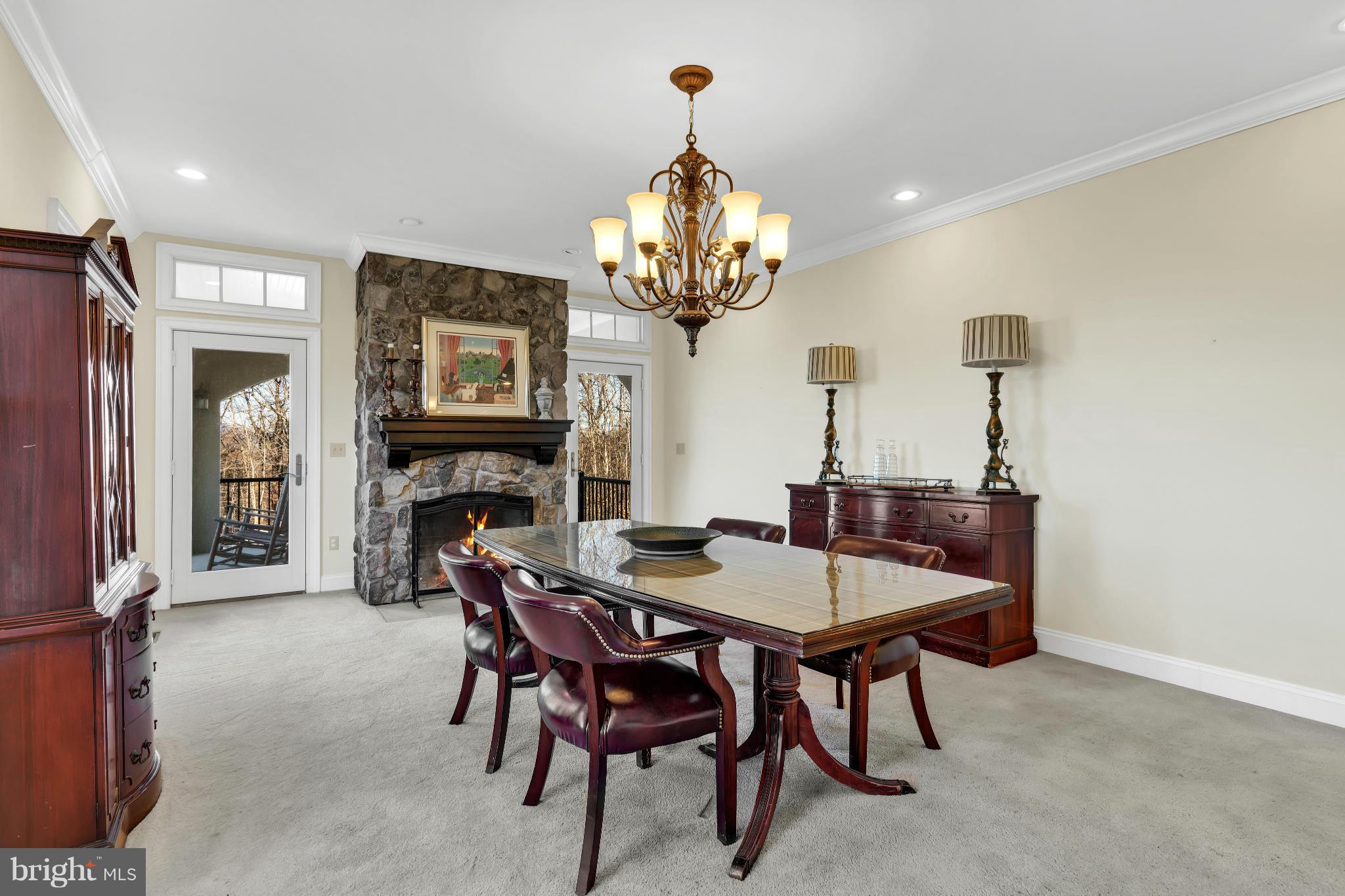 9637 Ada Road Marshall, VA 20115 - Photo 21 of 52 Dining Room