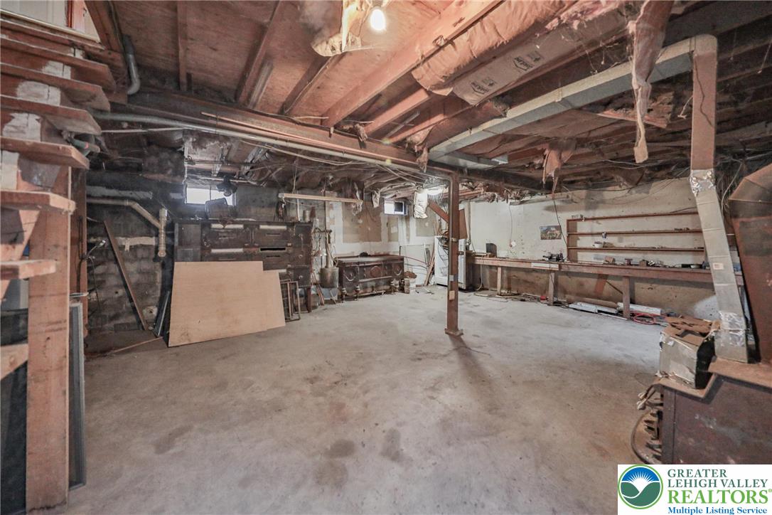 355 Hickory Road Palmerton, PA 18071 - Photo 49 of 66 a view of empty room with wooden ceiling