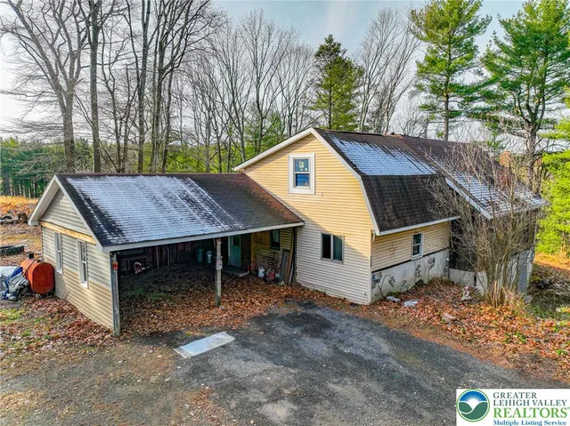 $250,000 | 355 Hickory Road, Palmerton, PA 18071
