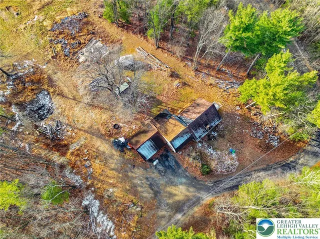 $250,000 | 355 Hickory Road, Palmerton, PA 18071