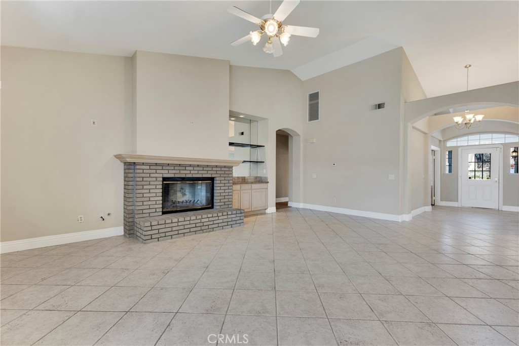 22244 Circle J Ranch Road Saugus, CA 91350 - Photo 8 of 56 Gallery Image 8