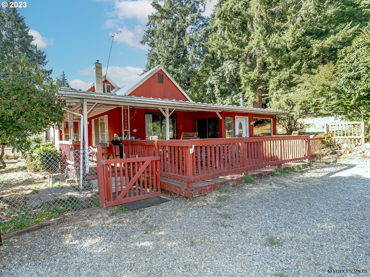 18616 South Walker Road Oregon City, OR 97045 - Photo 1 of 40 Gallery Image 1