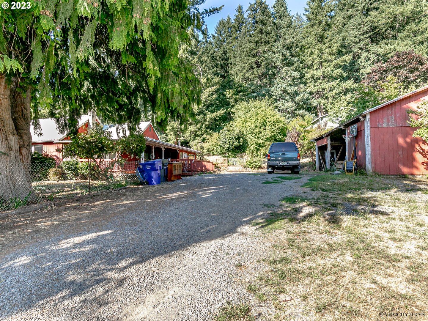 18616 South Walker Road Oregon City, OR 97045 - Photo 4 of 40 Gallery Image 4