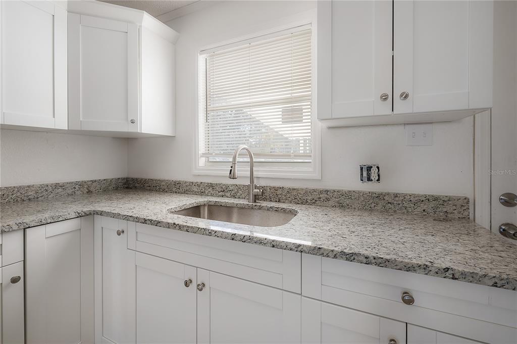 515 Sharon Street Brooksville, FL 34601 - Photo 6 of 43