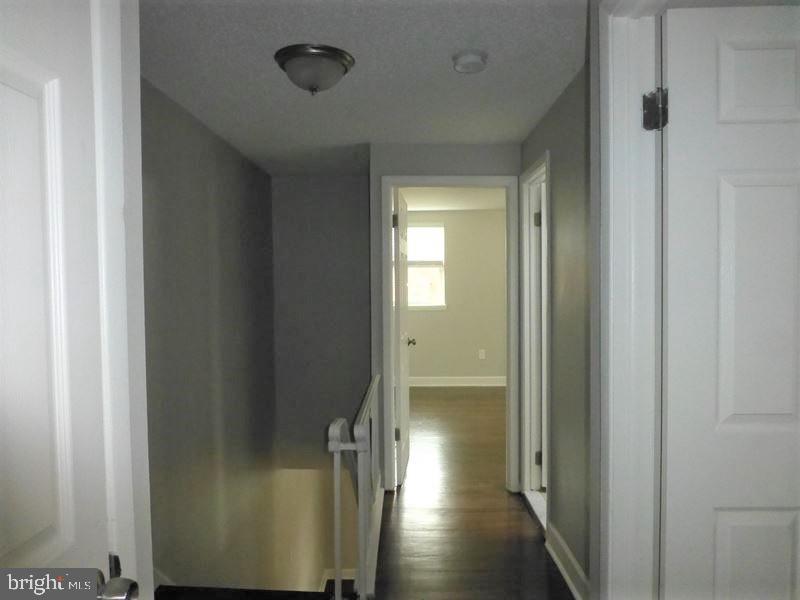 7313 Hiola Road Philadelphia, PA 19128 - Photo 13 of 22 Gallery Image 13