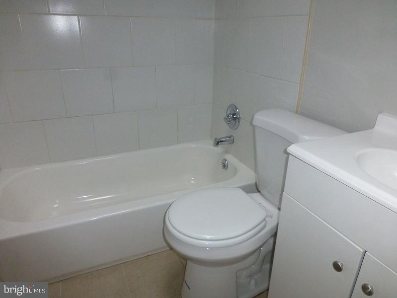 7313 Hiola Road Philadelphia, PA 19128 - Photo 18 of 22 Gallery Image 18