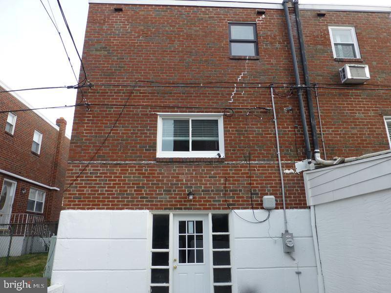 7313 Hiola Road Philadelphia, PA 19128 - Photo 4 of 22 Gallery Image 4
