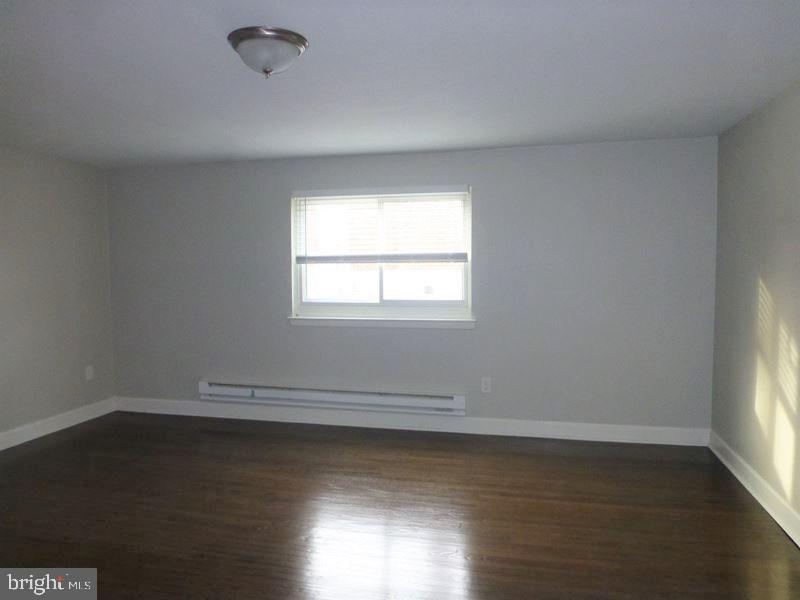 7313 Hiola Road Philadelphia, PA 19128 - Photo 7 of 22 Gallery Image 7